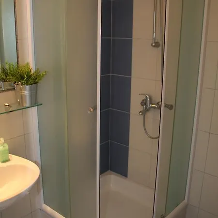 File Five * 포드고라