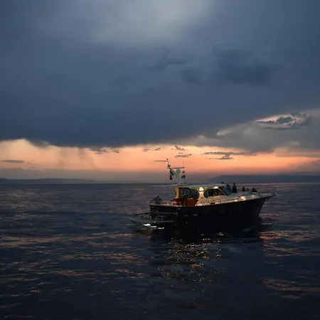 아파트 File Five 포드고라