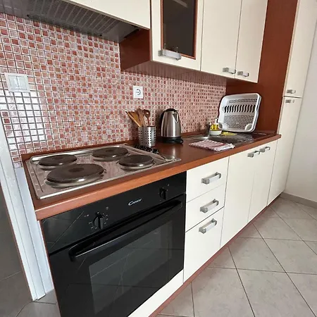 File Five Podgora (Split-Dalmatia)