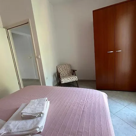 File Five Apartment Podgora