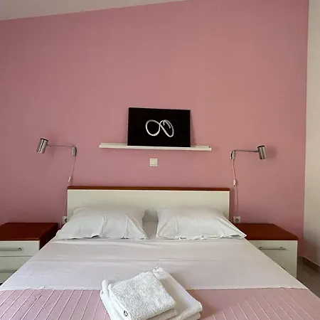 File Five Podgora (Split-Dalmatia)