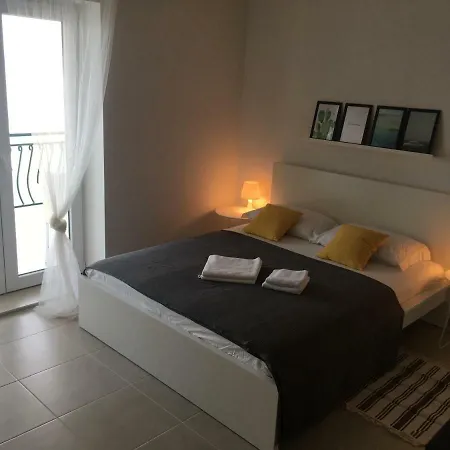 File Five Apartment Podgora