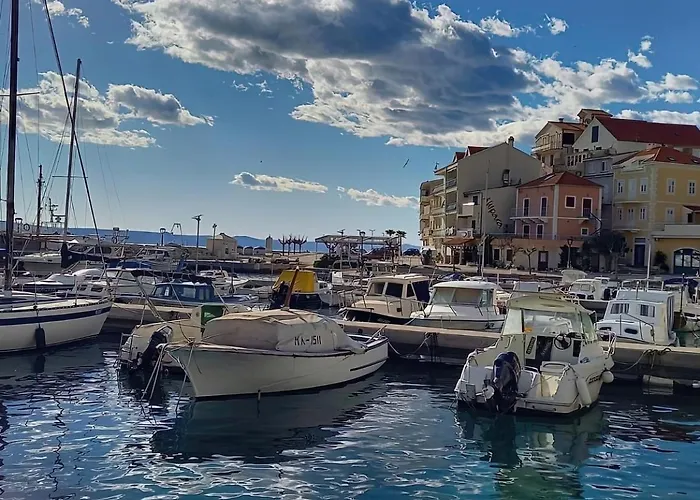 File Five Podgora (Split-Dalmatia)